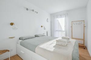 Appartements 9 min de la Basilique Saint-Denis - 10 voyageurs : photos des chambres