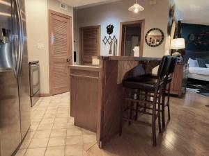 Diamond Hill Studio 09 with Wintergreen Advantage