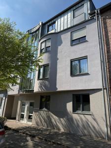 Sehr schöne Wohnung 100 qm zentrale Lage 5 min nach Aachen