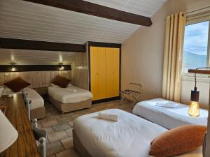 Hotels Hotel Le Mont Barral : photos des chambres