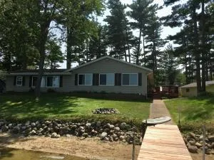 Peace Out! 3 bedroom home Crow Wing Lake - Fort Ripley