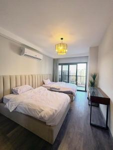 ZED TOWERS 3BR Hotel Apartment