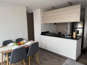 Apartamento moderno cerca a Monserrate