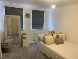 4 Bedrooms Home Like Home