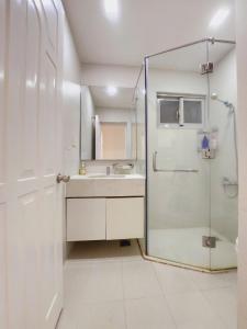 Apartment Near SECC District 7