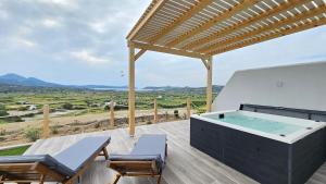 Bayview Villa with Jaccuzi - Milos