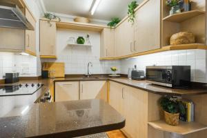 Luxury 2BR - Steps from Oxford Circus & Soho