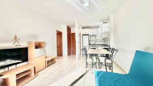 Kristine Nicole Club Paraiso Seaview