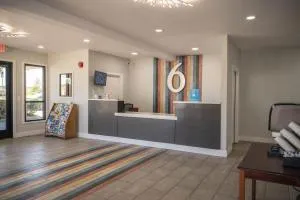 Motel 6 Soledad, CA - كينج سيتي