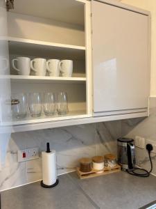 Jay3 Suites - Modern, Spacious & Charming One Bedroom Apartment in Dagenham