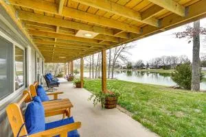 Truman Lake Retreat Large Deck and On-Site Fishing! - Уорсо