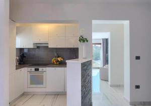 Villa Chiara 2 Bedroom, Private Pool, BBQ & Child-Friendly