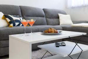 Apartment Coastal Charm