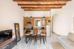 The Collection Barcelona - Historic apartment with private terrace in Example