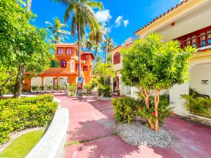 LOS CORALES Resort VILLAS & Apartments WIFI BEACH Club & SPA