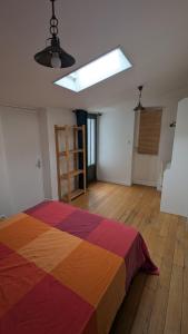 Maisons de vacances Maison calme avec terasse proche centre ville : photos des chambres