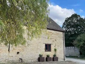 Highend Cotswold Barn near Soho Farmhouse & Daylesford - 阿斯顿尖塔