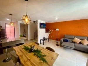 Tu Casa con Terraza y Asador para 8 viajeros - Alcocer