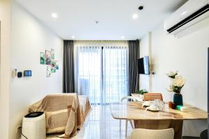 Shi House- 1BR BS12 Modern Stay &Vinhomes G Park