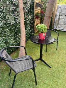 Artistic & cozy ! Just 5 to seaside