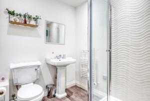 Long Stay Business Week Stays City Centre Cardiff with Free parking