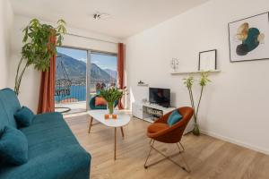 Blue Eyes - Panoramic View