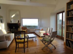 Maisons de vacances Gite des Hortensias - Old farmhouse - Sea view : photos des chambres