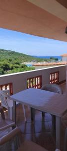 Four Seasons Apartments