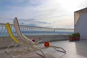 Skyline Grand Penthous free parking