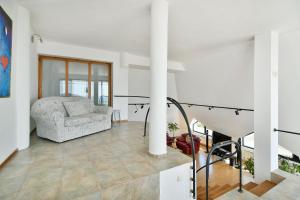 Skyline Grand Penthous free parking