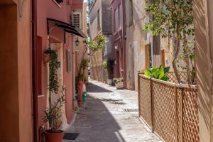 Central old Town house with jacuzzi and yard,4ppl