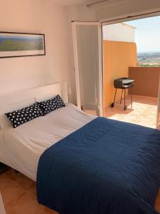 Bonalba penthouse apartment with large open terrace