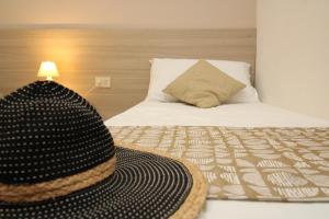 Farri's Apartment img23