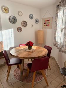 Maisons de vacances cottage cosy du golf avec piscine : photos des chambres