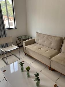 Apartamento com vista para as montanhas e natureza