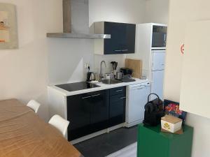Appartements Poppy-Ideally located, Next station,Gd Palais&City : photos des chambres