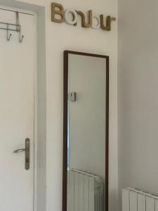 Appartements Poppy-Ideally located, Next station,Gd Palais&City : photos des chambres