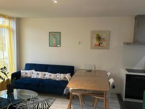 Appartements Poppy-Ideally located, Next station,Gd Palais&City : photos des chambres