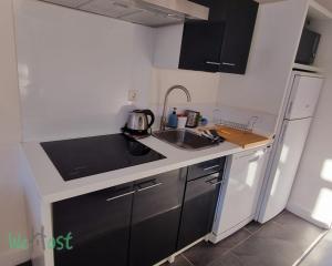 Appartements Poppy-Ideally located, Next station,Gd Palais&City : photos des chambres
