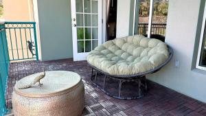 Lake Las Vegas Luxe Retreat