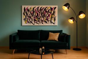 Designer Wohnung zum Relaxen 15 min Airport und Parkplatz