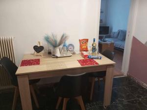 Apartment - Sleeps 4 & Free Parking