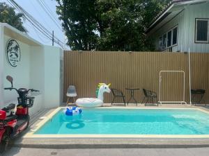 ชรินพูลวิลล่าบางแสน Bloom Villa Bangsaen Jarin Street