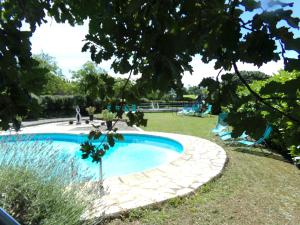 Maisons de vacances Family orientated, beautiful setting two pools : photos des chambres