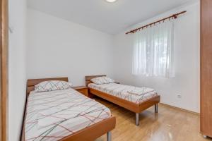 Ruža&Nikolina "2" apartmani - Baška Voda