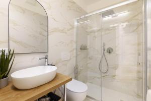 DUOMO Luxury Tiffany with balcony