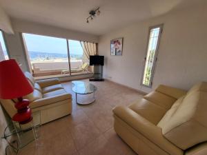 Superbe Appartement T3 vue mer en centre ville à 5 minutes à pied de la plage