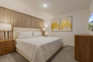 Brand New 6 Bedrooms At Solara Resort