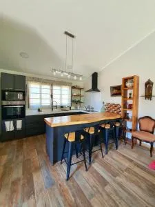 Stylish house on a plot close to everything - San Luis