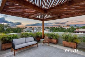 Studio with Great Rooftop Pool